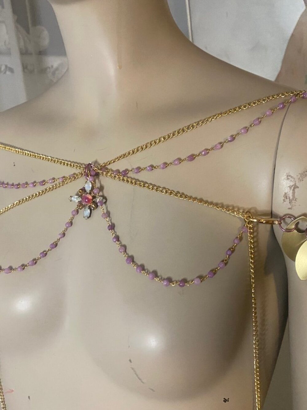 Fairy fantasy scalemail chainmail shoulder armor pauldrons pink jade gold - Picture 3 of 12